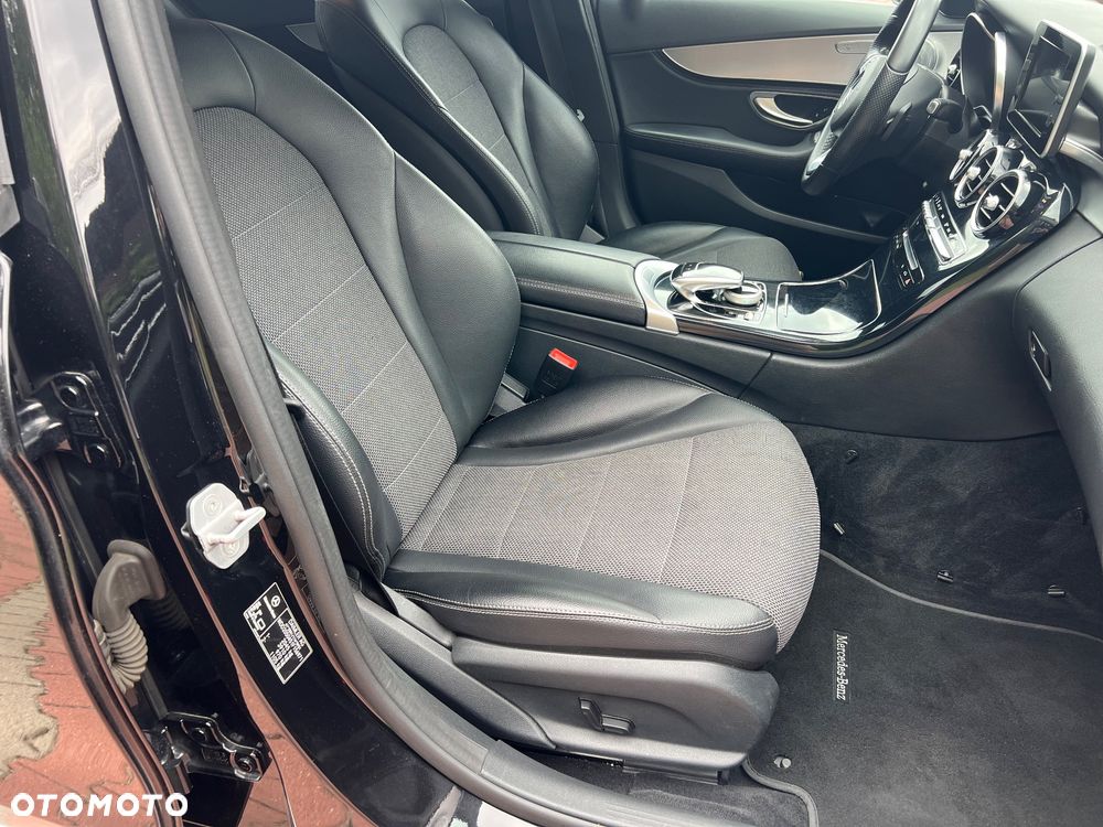 Mercedes-Benz Klasa C 250 7G-TRONIC - 18