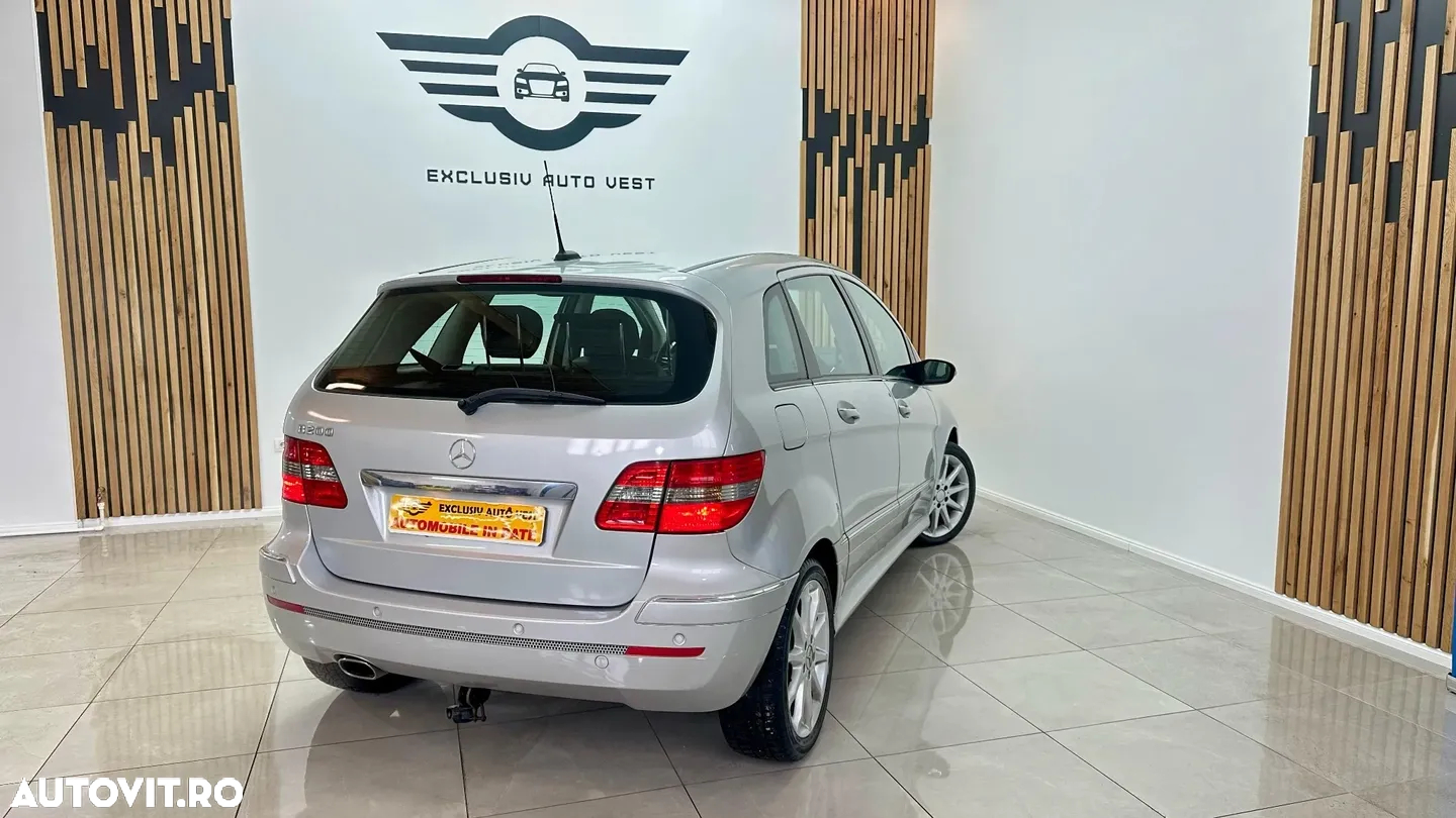 Mercedes-Benz B 200 Autotronic - 4