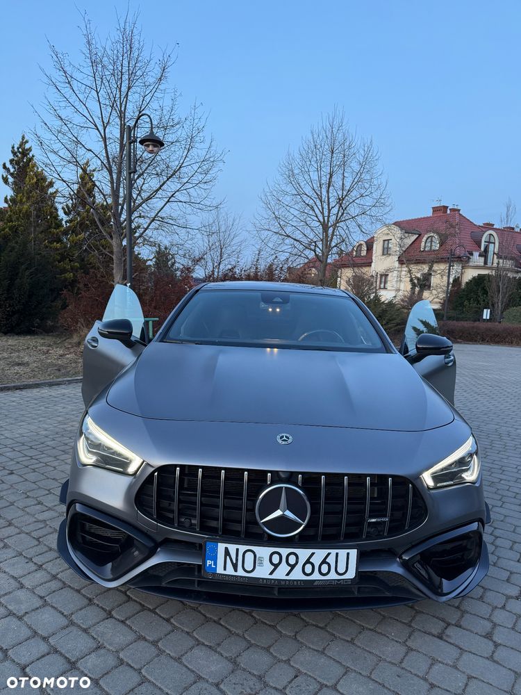 Mercedes-Benz CLA - 5