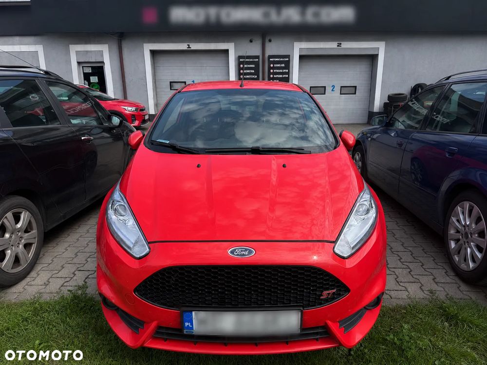 Ford Fiesta ST - 2