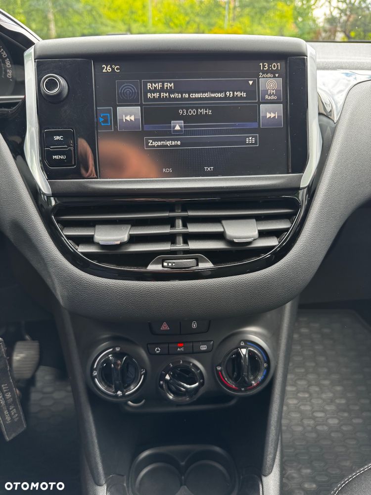 Peugeot 208 82 VTI Allure - 11