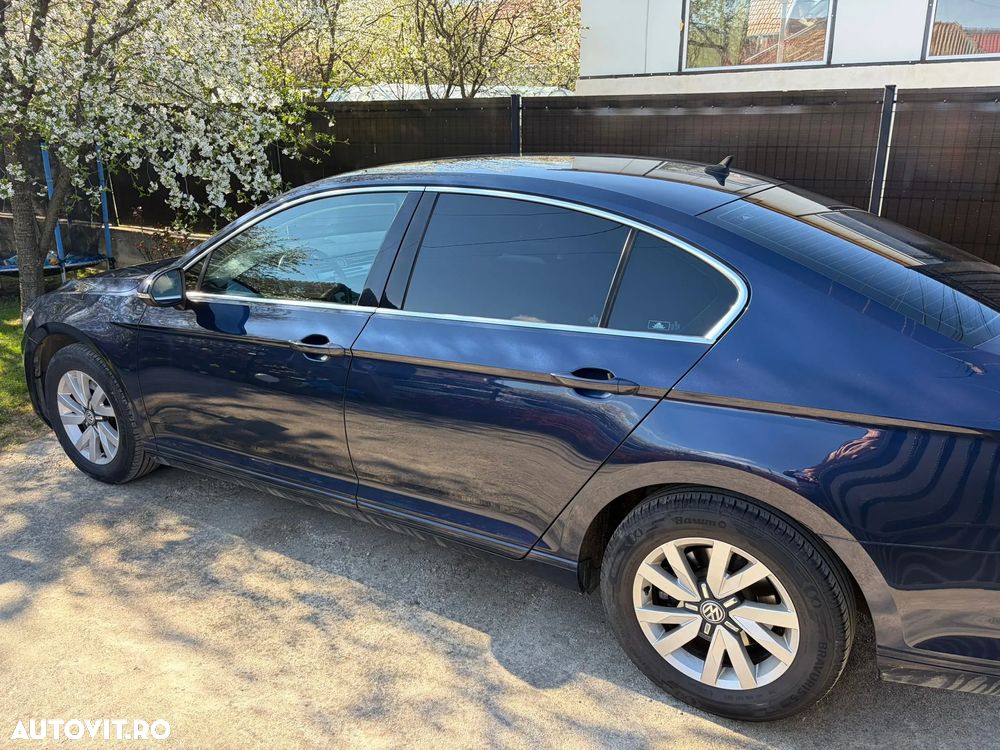 Volkswagen Passat 1.6 TDI Comfortline - 7