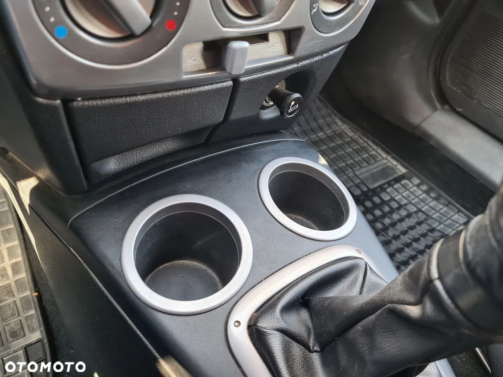 Mazda 2 1.6l Exclusive - 31