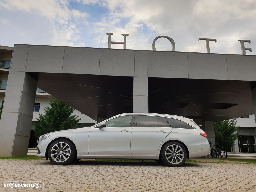 Mercedes-Benz E 220 BlueTEC 9G-TRONIC Avantgarde - 4