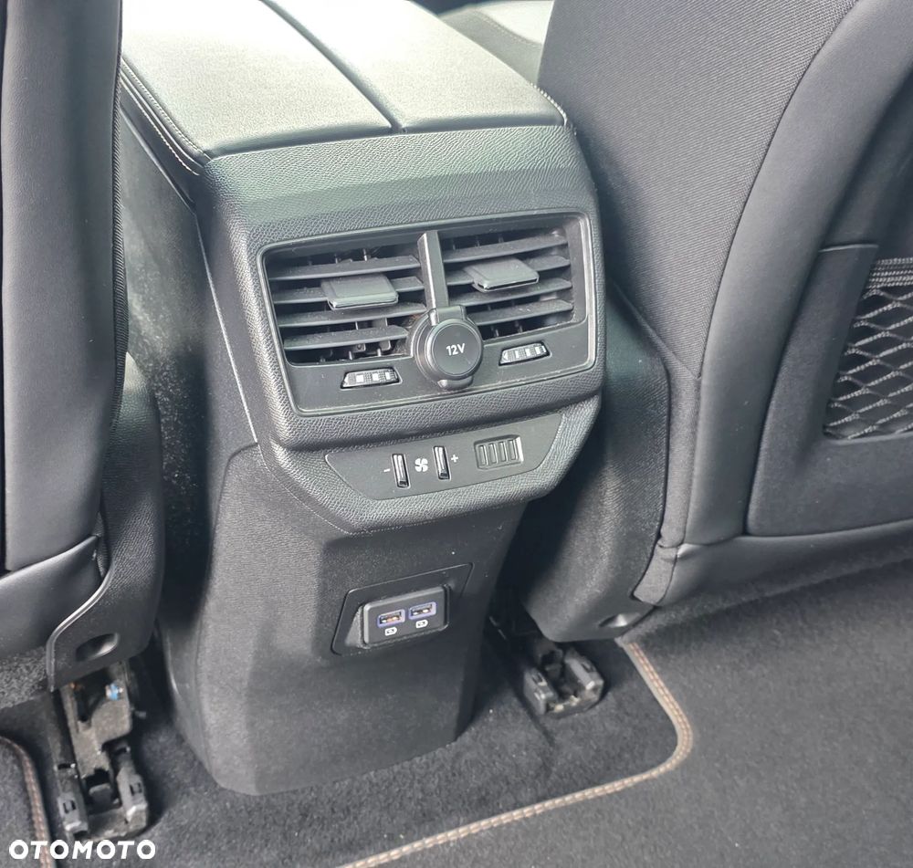 Peugeot 5008 BlueHDi 180 EAT8 GT - 25