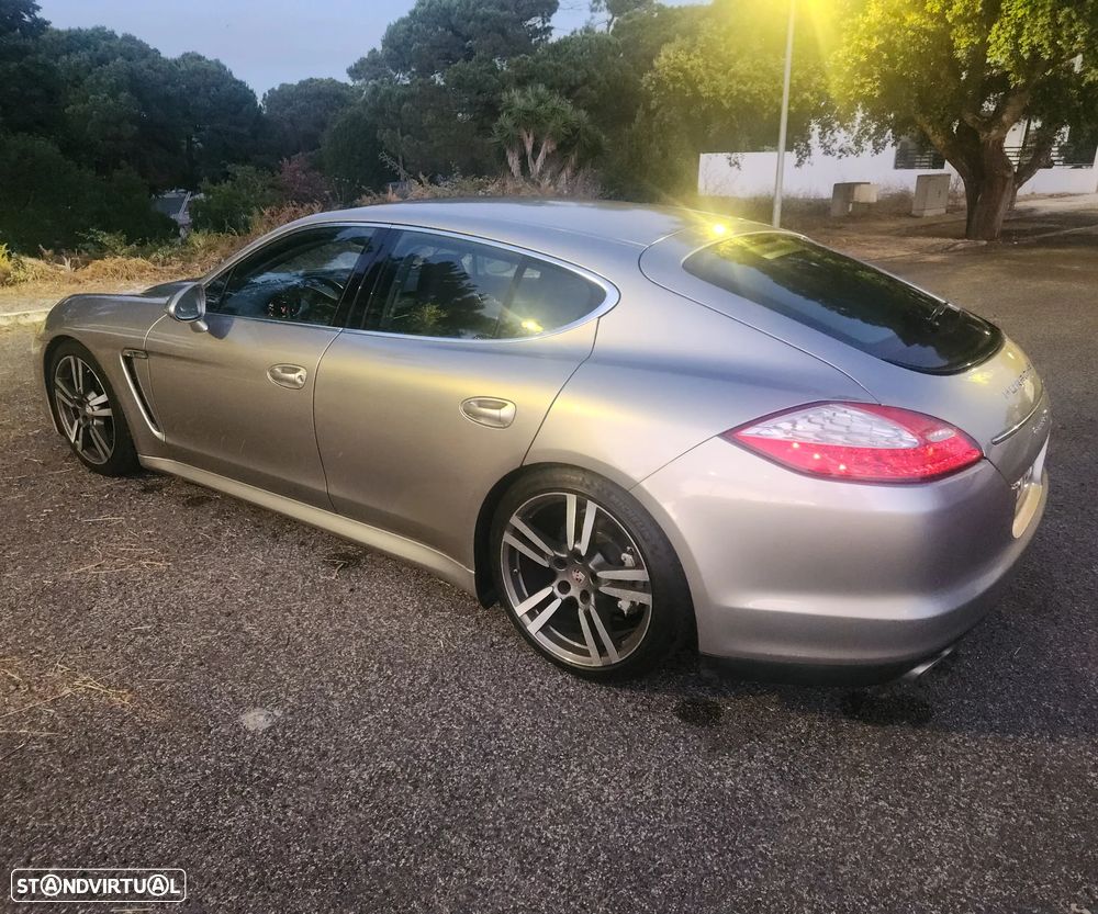 Porsche Panamera 4S PDK - 2