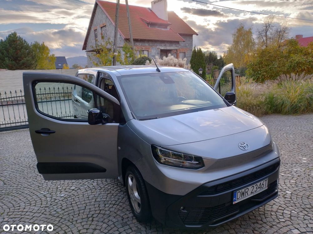 Toyota Proace City 1.5 D-4D Long 2,4t Active (bryg.) - 5