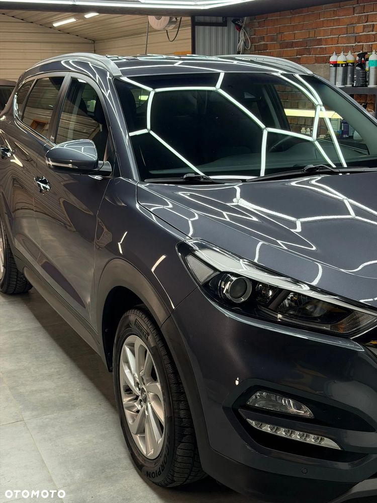 Hyundai Tucson 2.0 CRDi 4WD Automatik Style - 16