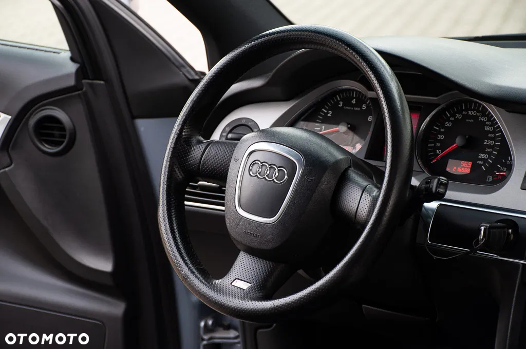 Audi A6 3.2 FSI Quattro Tiptronic - 18