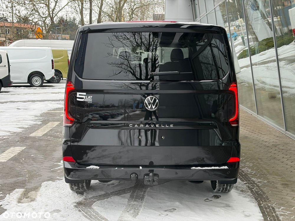 Volkswagen Nowa Caravelle Caravelle silnik: 2,0 l TDI 150 KM / skrzynia biegów: 8-biegowa automatyczna rozstaw osi: 3500 mm - 4
