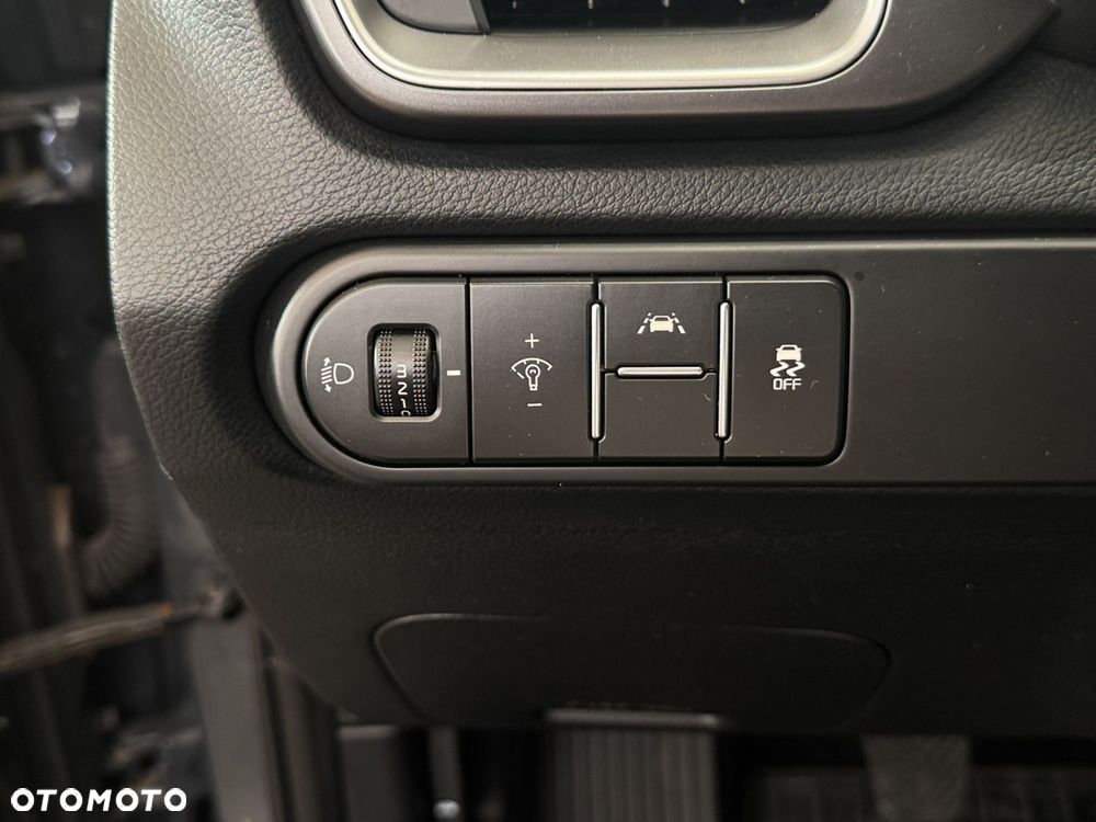 Kia Ceed - 26