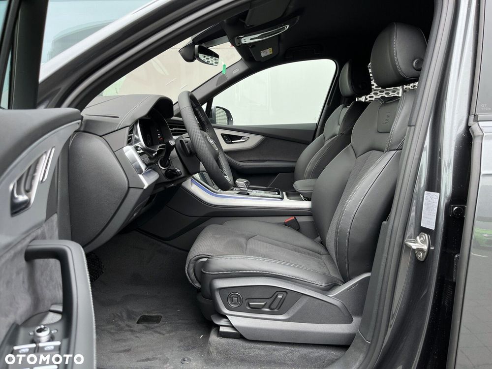 Audi Q7 - 6