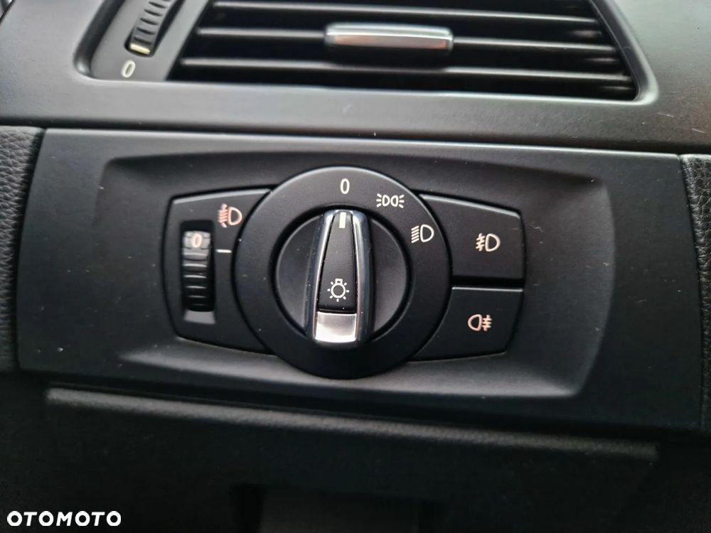BMW Seria 3 320d - 28