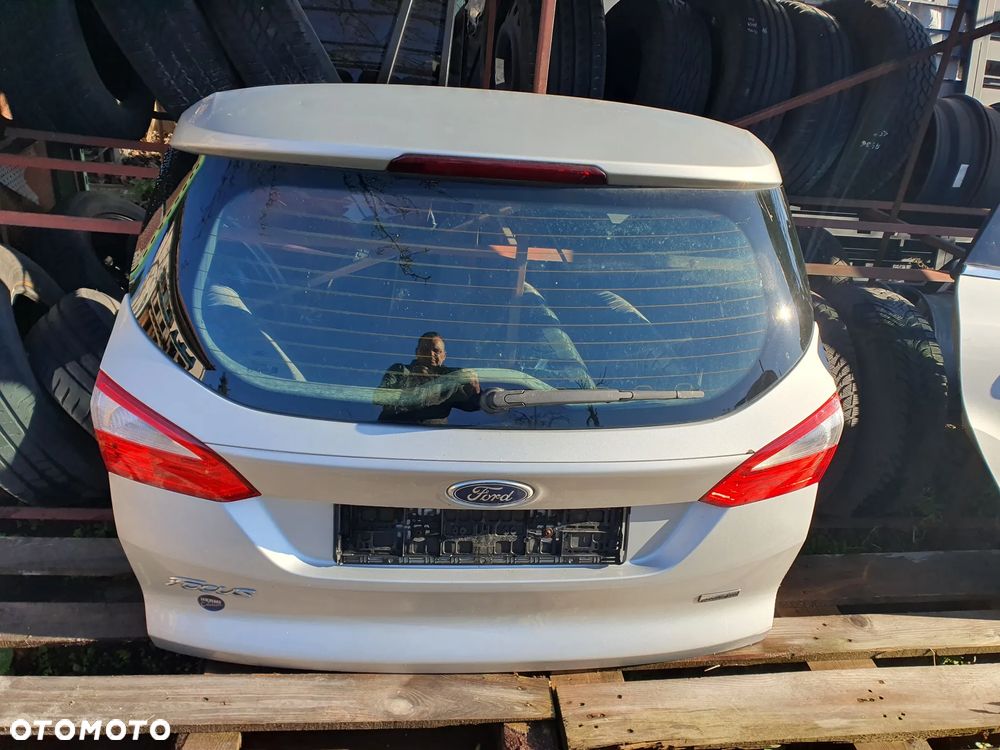 KLAPA BAGAŻNIKA FORD FOCUS MK3 MK 3