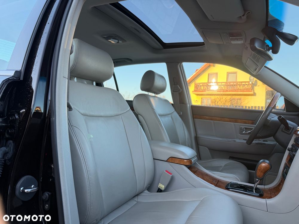 Kia Opirus 3.5 V6 Executive - 34