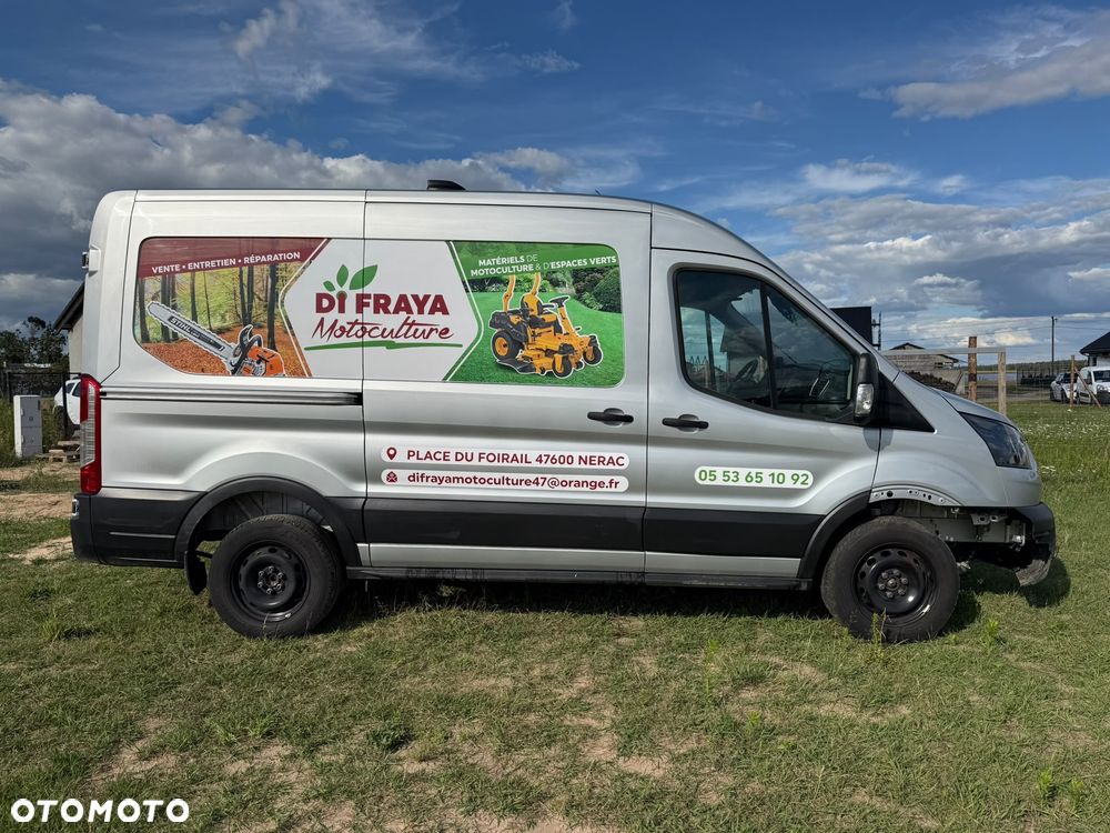 Ford Transit - 24