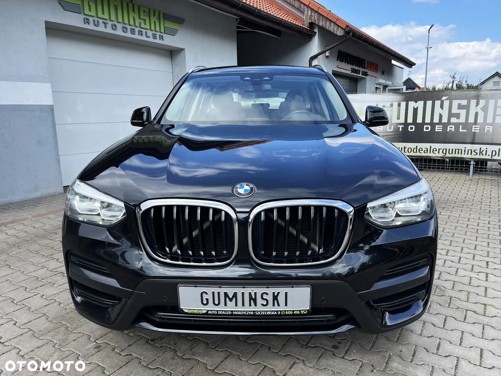 BMW X3 sDrive18d Advantage - 9