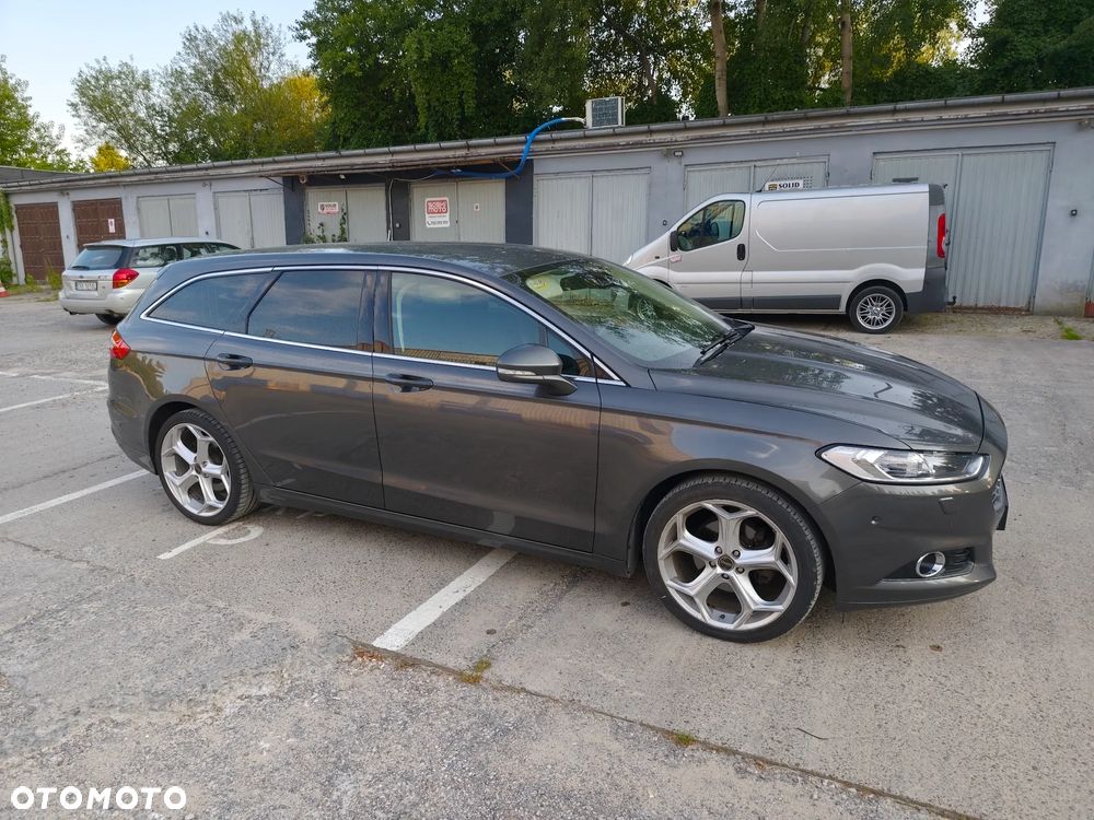 Ford Mondeo 2.0 TDCi Titanium PowerShift - 4