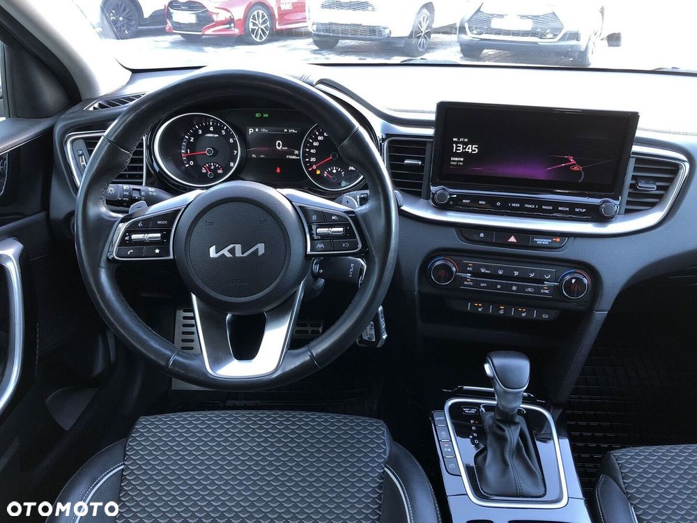 Kia Ceed 1.5 T-GDI L Business Line Plus DCT - 12
