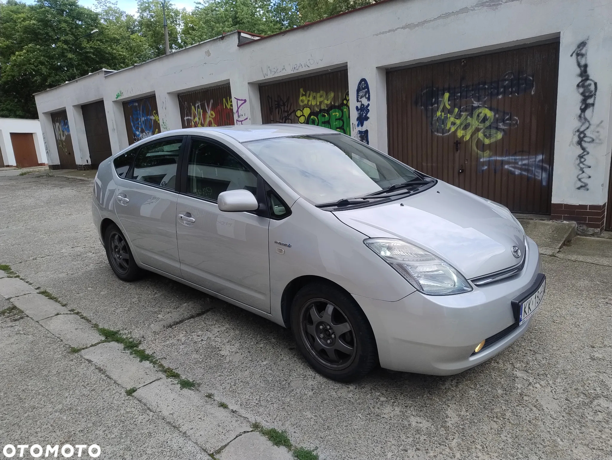 Toyota Prius (Hybrid) Sol - 5