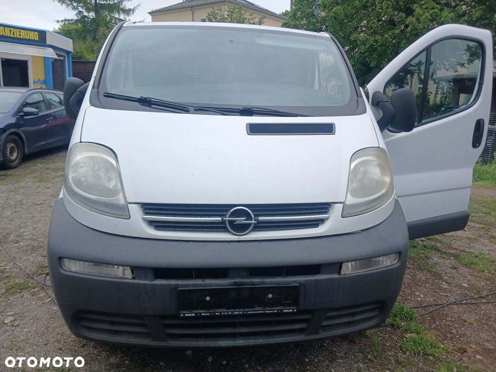 Opel Vivaro - 2