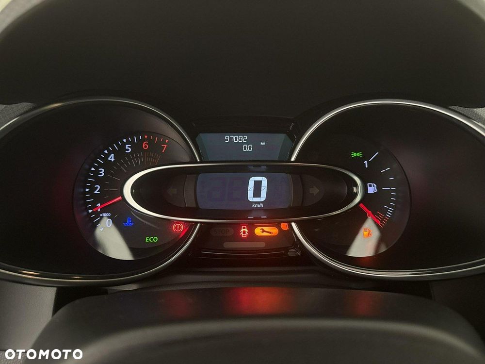 Renault Clio - 15