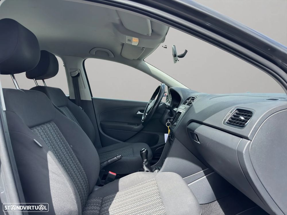 VW Polo 1.0 Trendline - 18