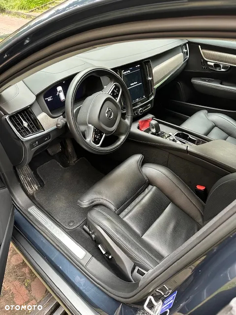 Volvo V90 Cross Country B5 D AWD Pro - 4