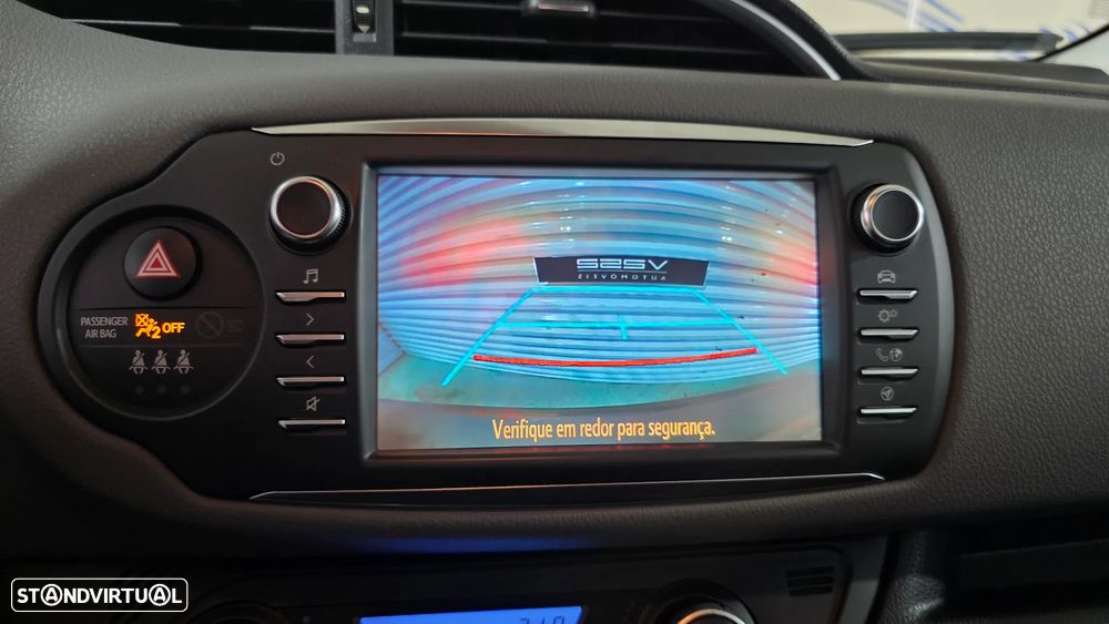 Toyota Yaris 1.5 HSD Sport +P.Techno+P.Luxury - 16