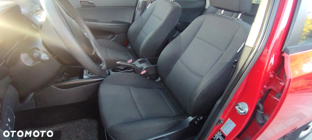 Hyundai i30 1.4 Blue Comfort - 14