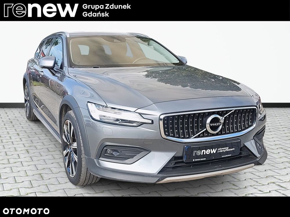 Volvo V60 Cross Country Pro D4 AWD - 3