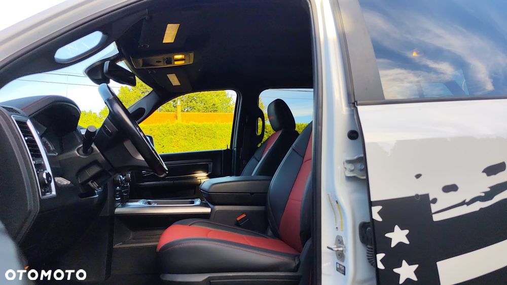 Dodge RAM 5.7 4x4 - 20