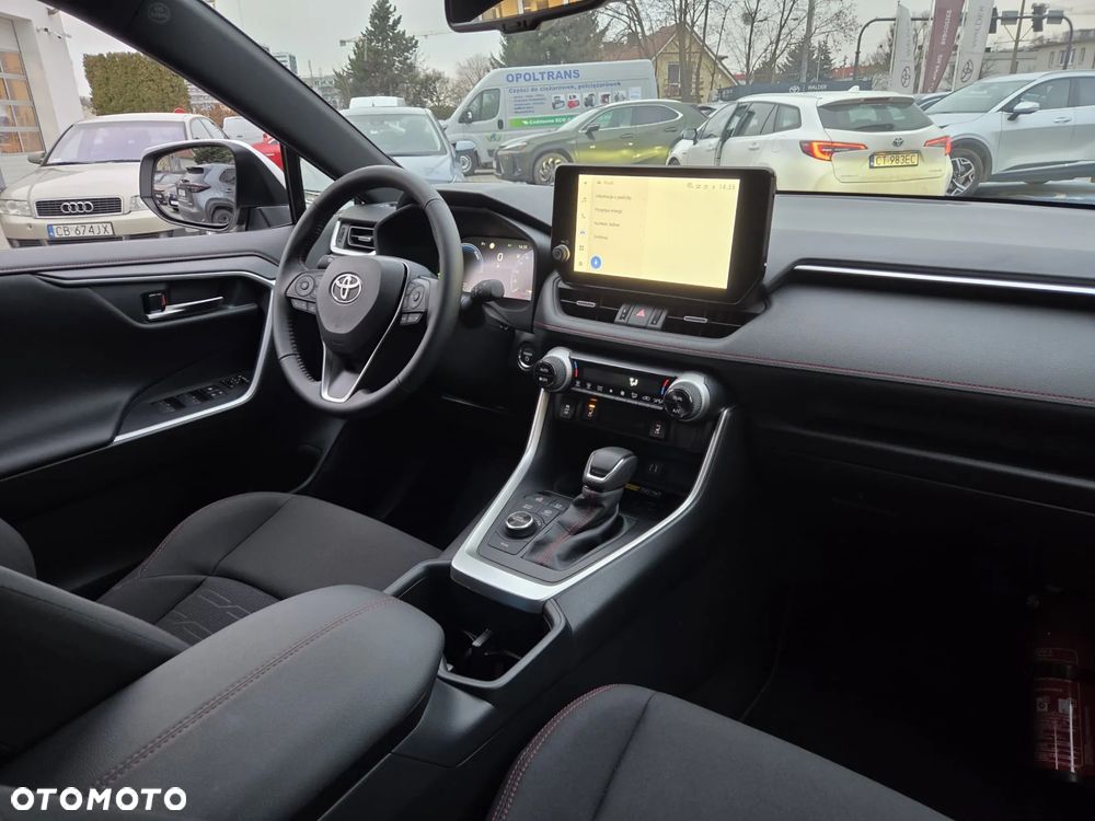 Toyota RAV4 - 9
