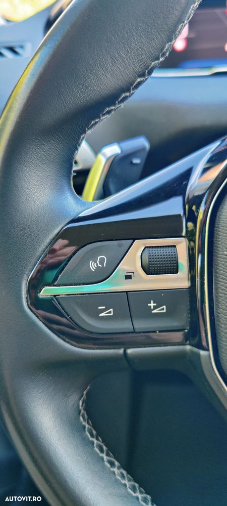 Peugeot 3008 1.5 BlueHDI 130 S&S EAT8 Allure - 21