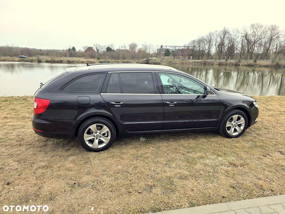 Skoda Superb 1.8 TSI Active - 30