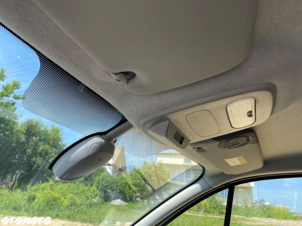 Renault Trafic - 25