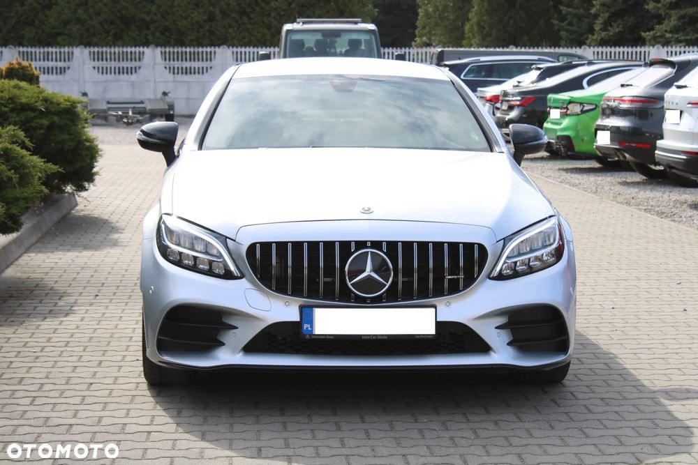 Mercedes-Benz Klasa C 200 9G-TRONIC AMG Line - 3