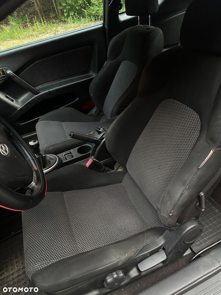 Hyundai Coupe 2.0 GL - 14