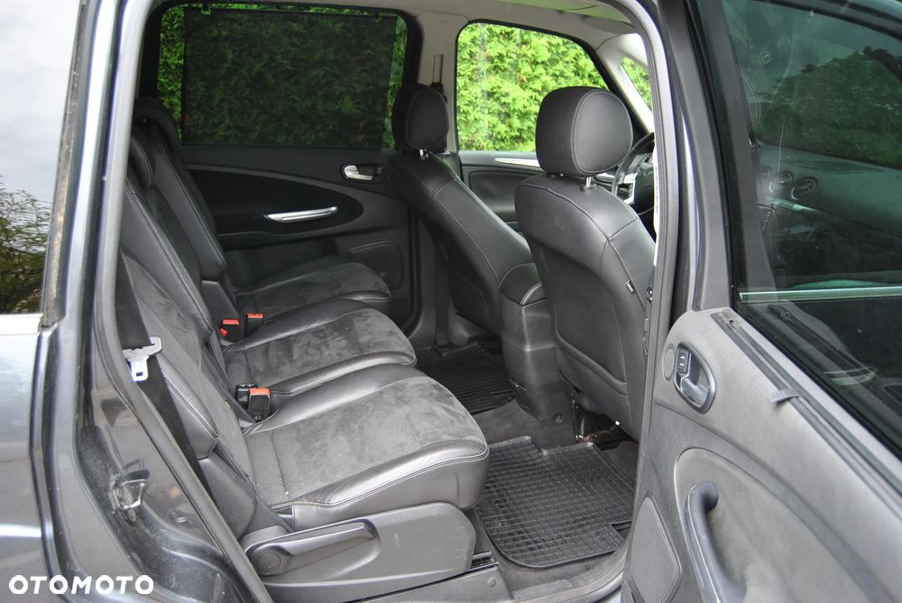 Ford Galaxy 2.0 TDCi DPF Ghia - 11