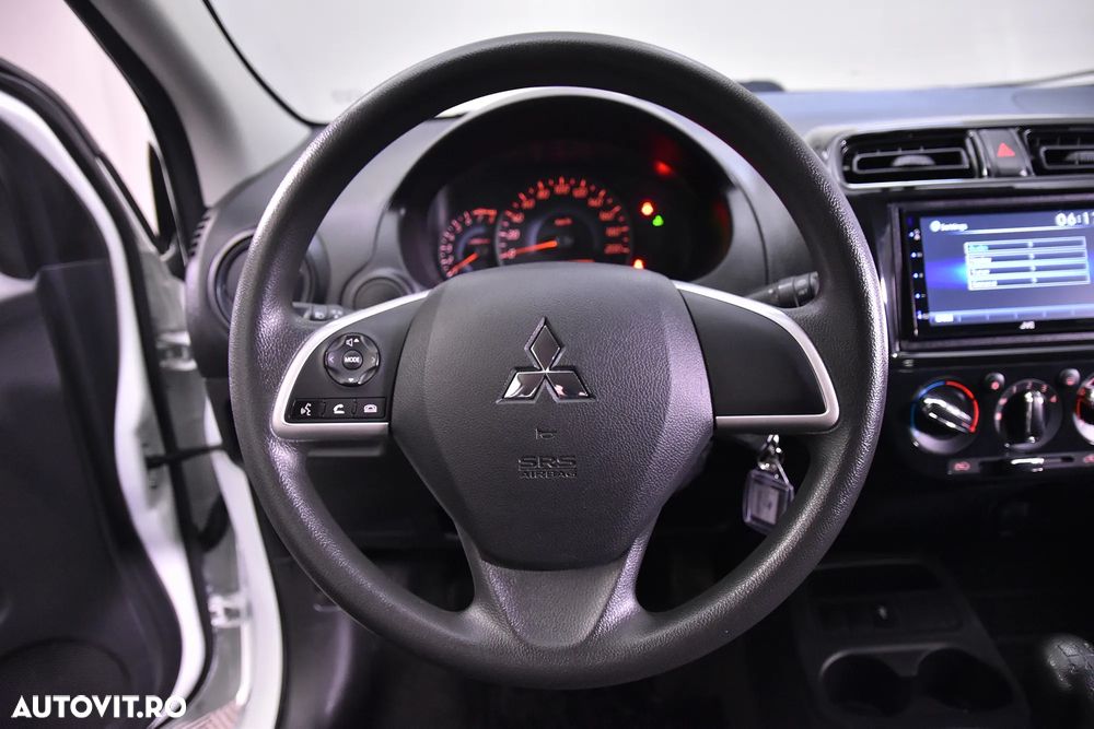 Mitsubishi Space Star - 16