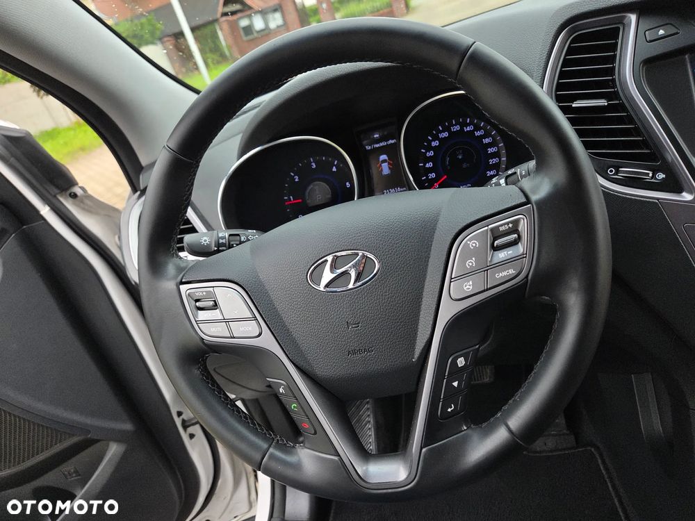Hyundai Santa Fe 2.2 CRDi 4WD CPF Automatik Premium - 29