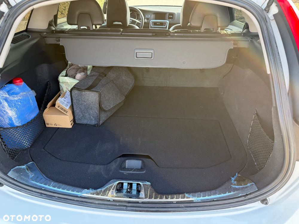 Volvo V60 - 14