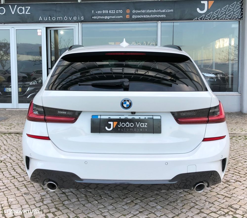 BMW 320 e Pack Desportivo M Auto - 12