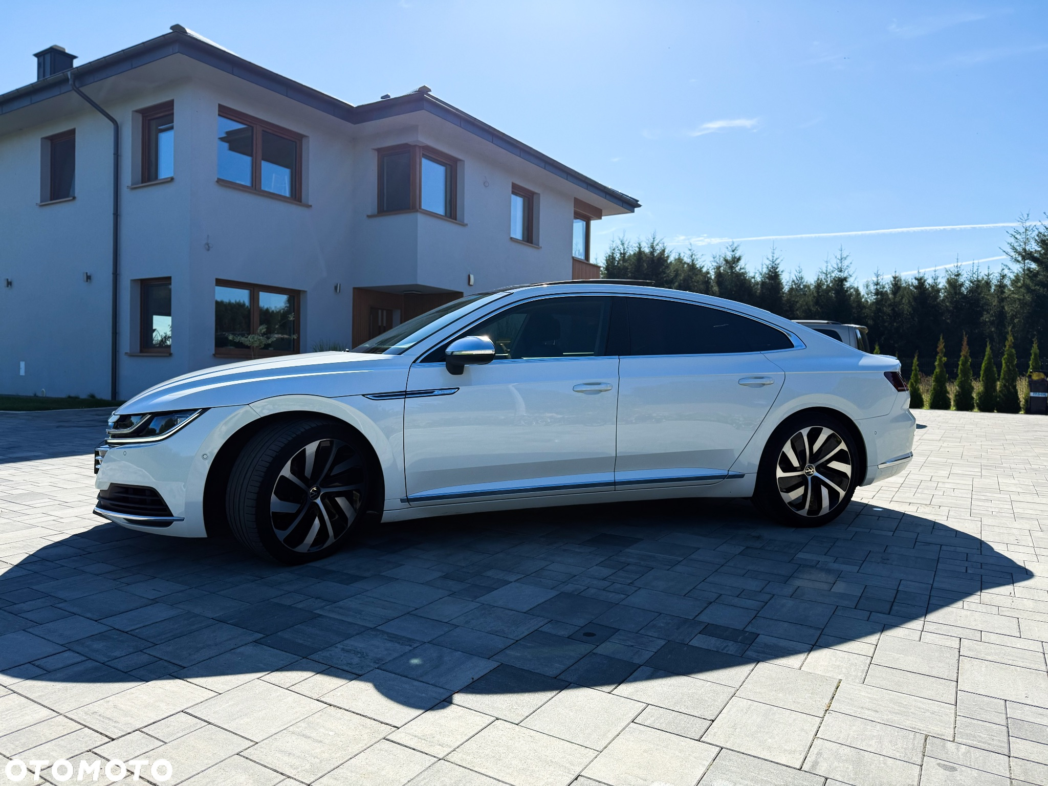 Volkswagen Arteon 2.0 TDI SCR 4Motion DSG Elegance - 2