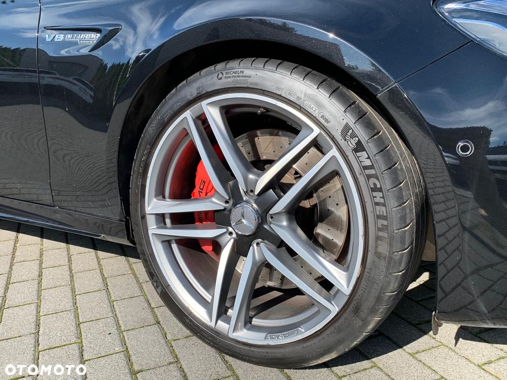 Mercedes-Benz Klasa E AMG 63 S 4Matic+ 9G-TRONIC - 3