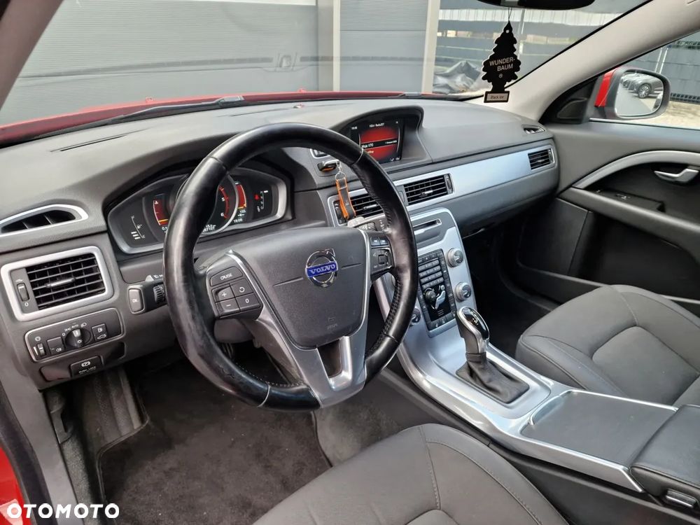 Volvo V70 D4 Geartronic Momentum - 13