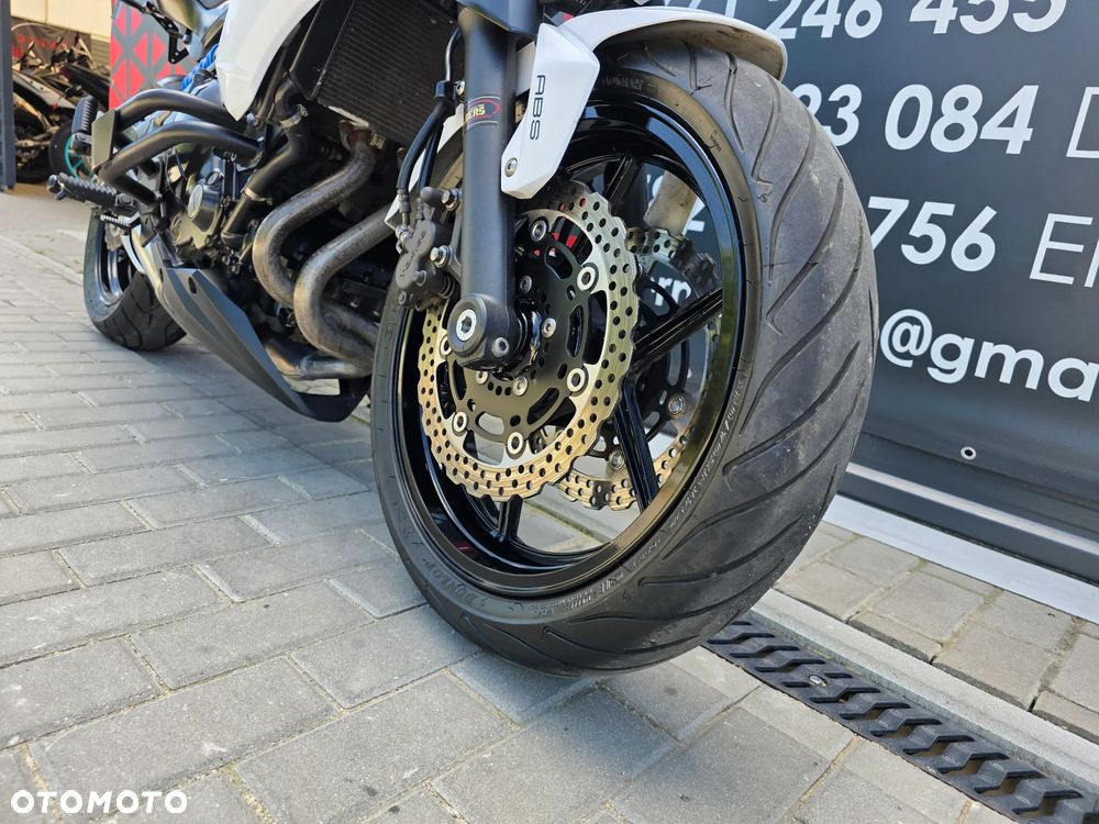 Kawasaki ER - 30