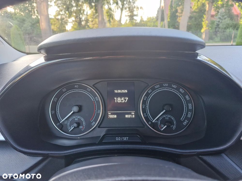 Skoda Fabia 1.0 TSI Ambition - 25