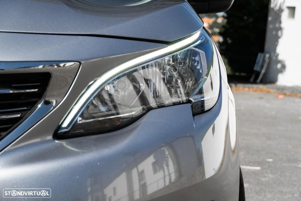 Peugeot 5008 1.5 BlueHDi Allure - 30