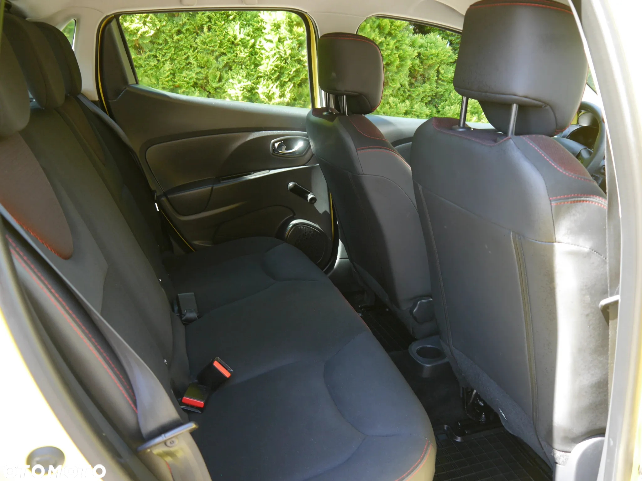 Renault Clio 1.2 16V 75 LIMITED - 22